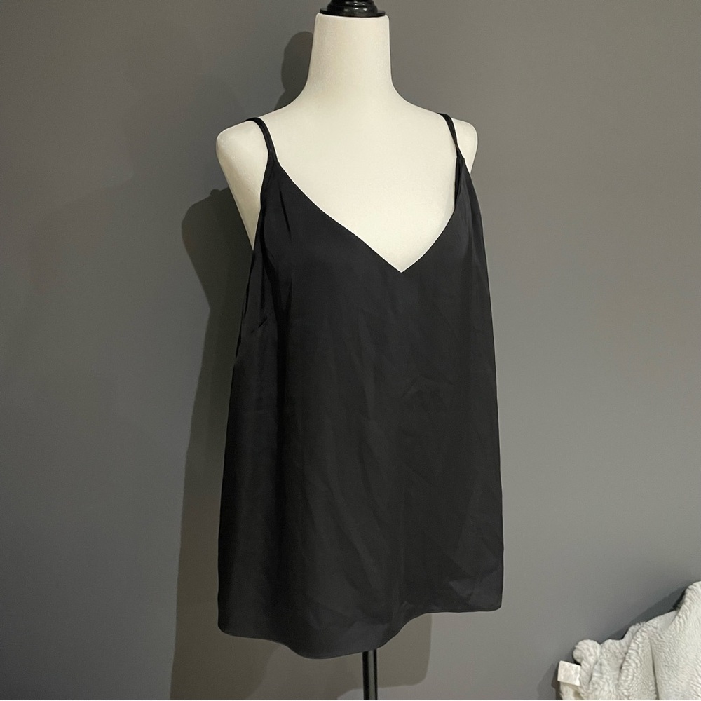 Satin V Neck Spaghetti Strap Camisole - Relaxed Fit - H&M